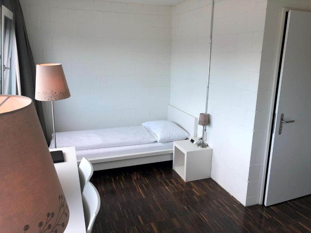 Comfortable room at Hotel Velodrome